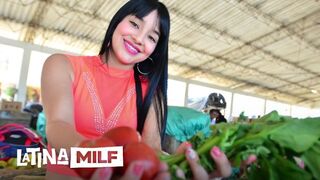 Sofia Galindo forró argentin popsikáját keményen megdugják szaftos nunában