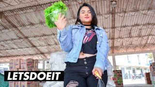 Forró latin amerikai milf xiomara soto olajos kettyintése az úton