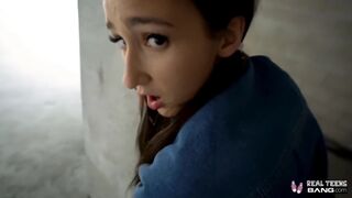 Carmen Rae kicsike lyuka durva dugásba keveredik a castingon