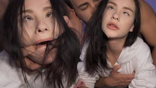 Extrém spriccelős orgazmus - 18 éves fiatal durván szétbaszva erőszakos kutyapózban - matty mila perez